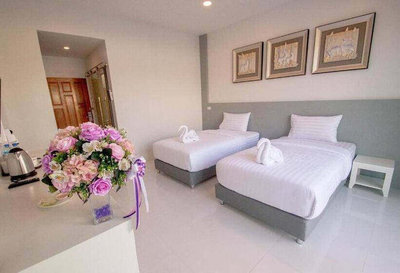 هتل Baan Yamoo Ranong