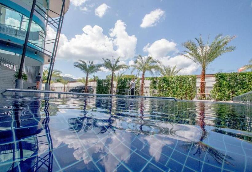 هتل Baan Yamoo Ranong