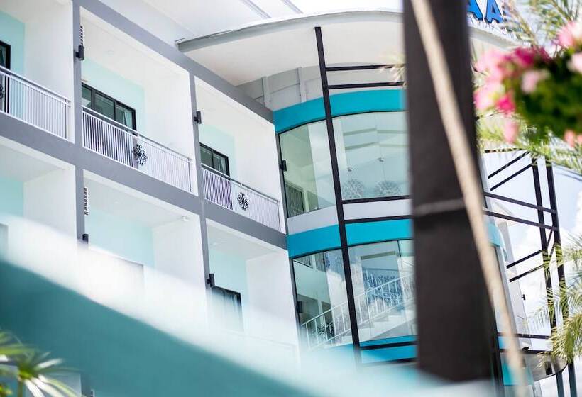 هتل Baan Yamoo Ranong