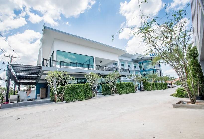 هتل Baan Yamoo Ranong