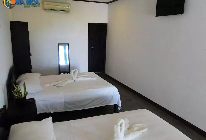 ホテル Claudio & Gloria Beach Front