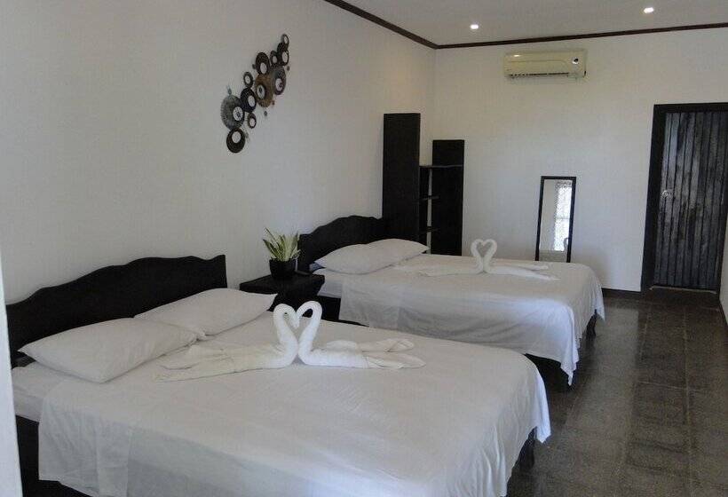 בית מלון כפרי Claudio & Gloria Beach Front