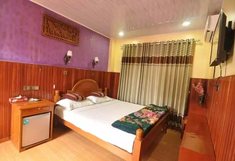 هتل Shwe Na Di Guest House