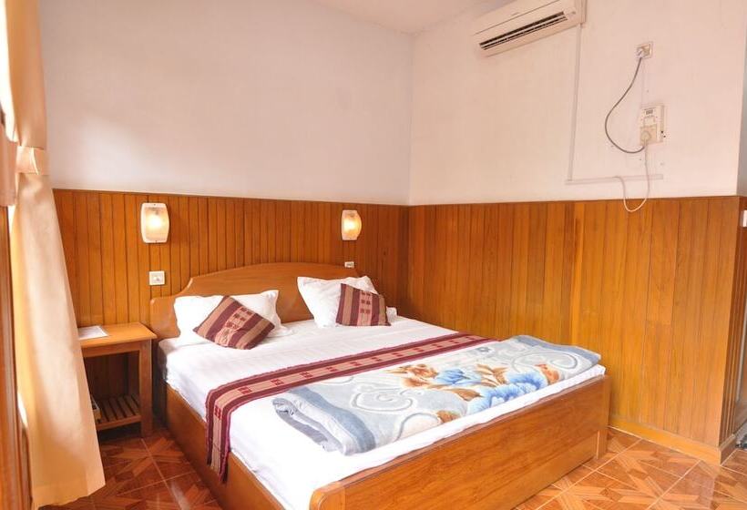 هتل Shwe Na Di Guest House