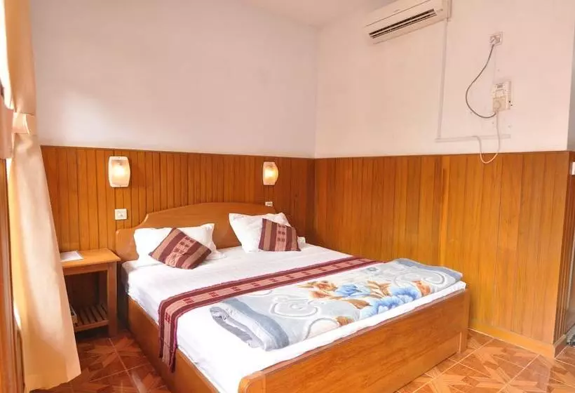 هتل Shwe Na Di Guest House