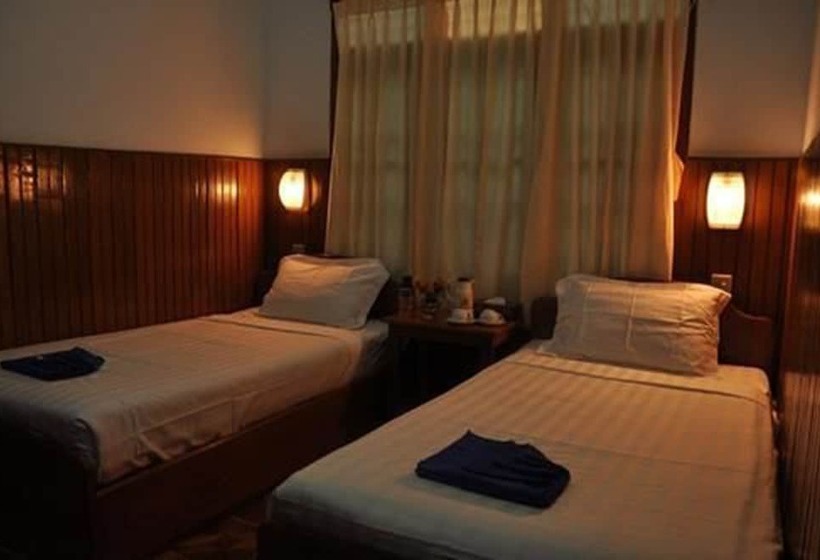 هتل Shwe Na Di Guest House