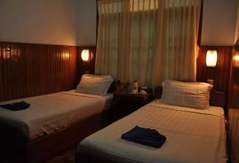 هتل Shwe Na Di Guest House