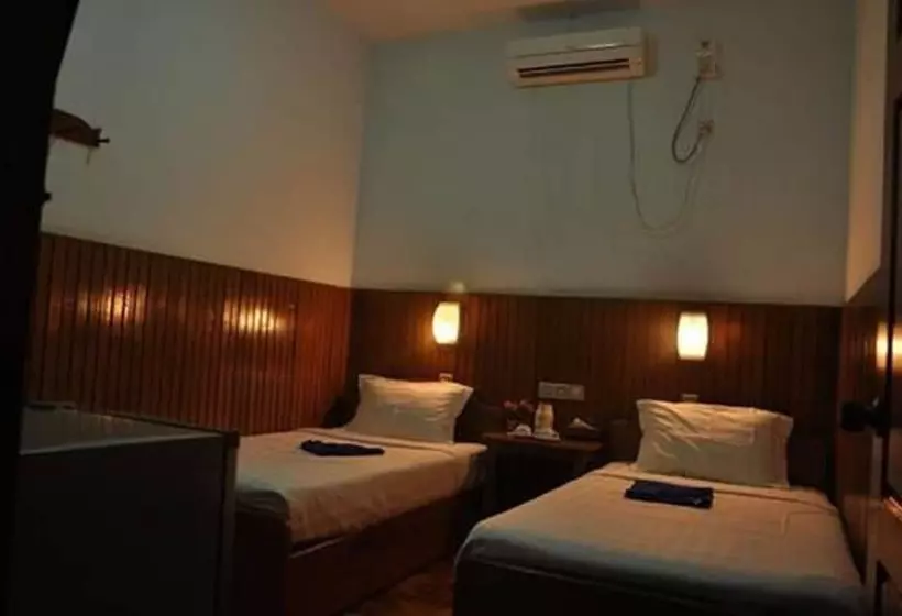 هتل Shwe Na Di Guest House