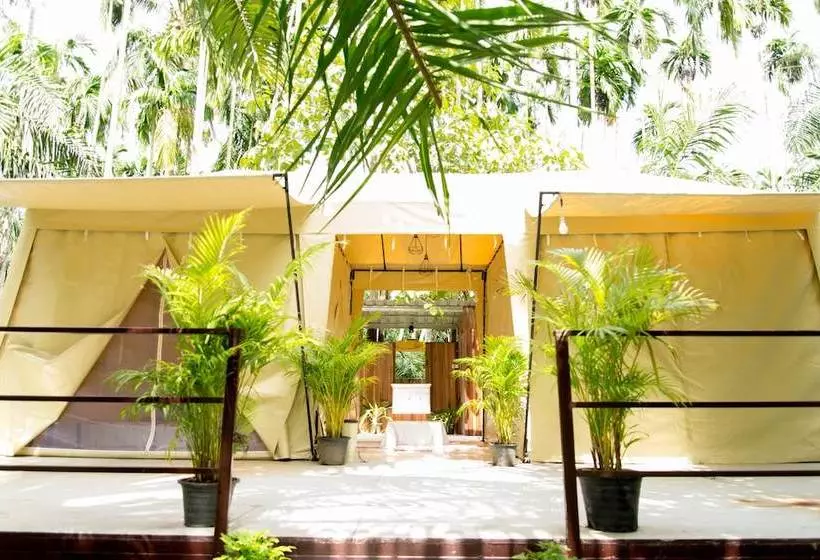 هتل Tonphet Greenery Garden
