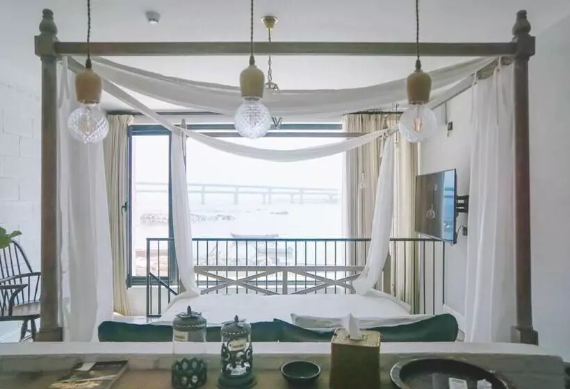 پانسیون Dalian Wild Sea Hostel