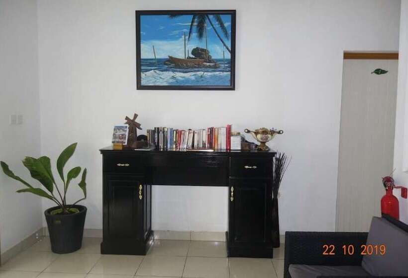 پانسیون Forest Lodge