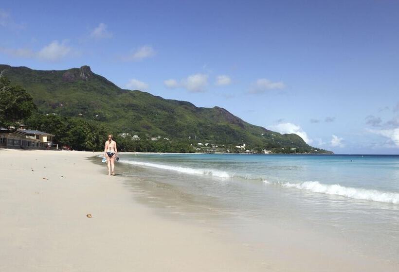 پانسیون Forest Lodge