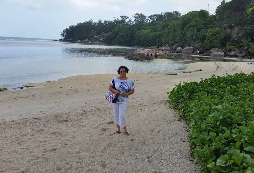 پانسیون Forest Lodge