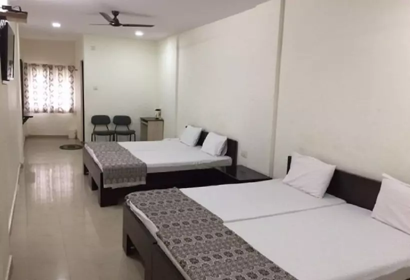 ペンション Vrp Guest House