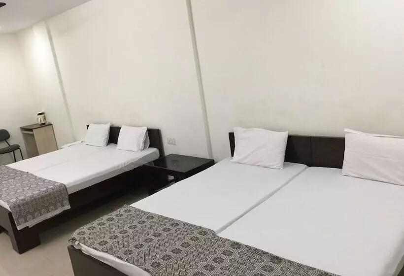 ペンション Vrp Guest House