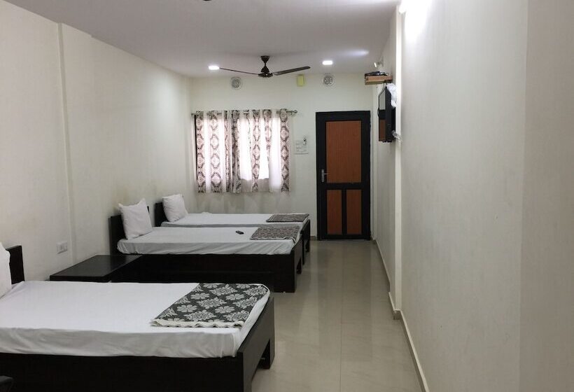 פנסיון Vrp Guest House