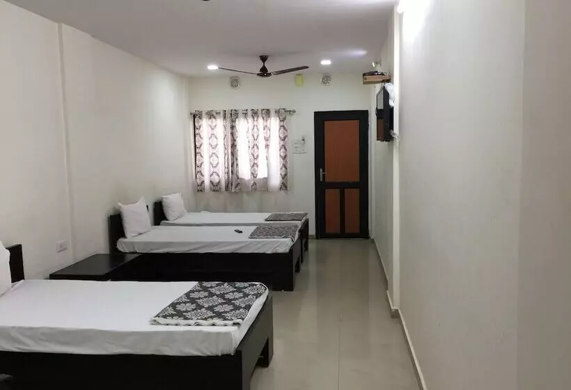 ペンション Vrp Guest House