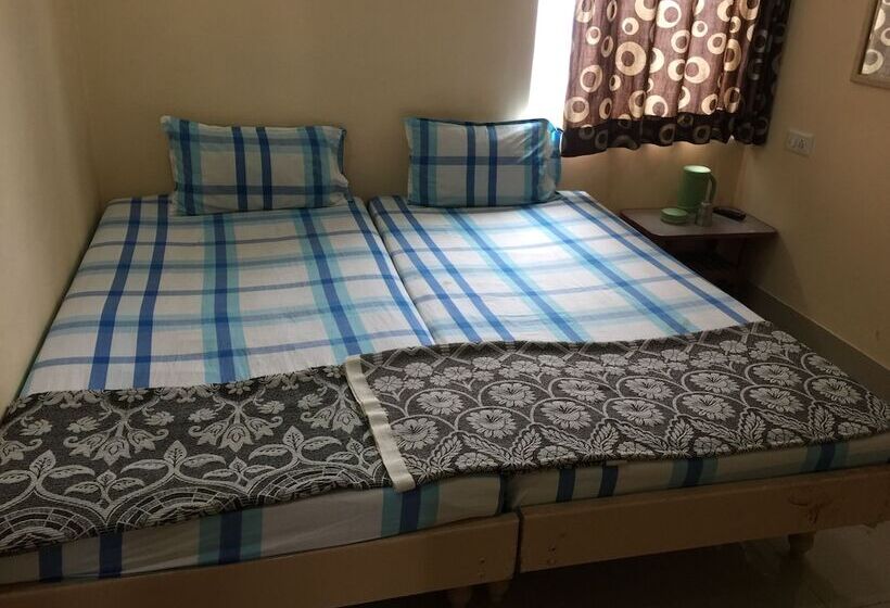 פנסיון Vrp Guest House