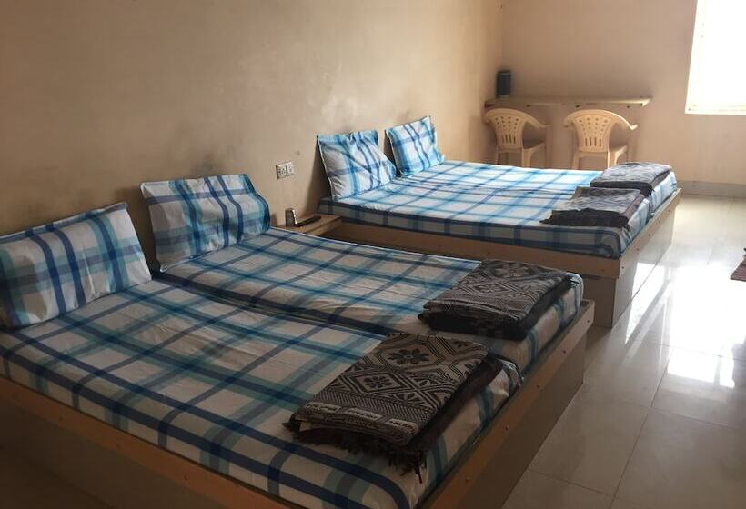 פנסיון Vrp Guest House