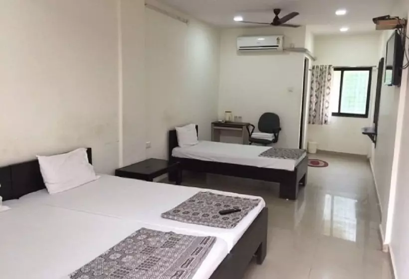 ペンション Vrp Guest House