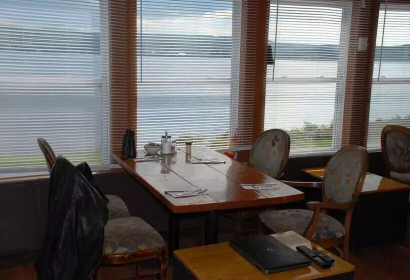 ベッドアンドブレックファースト Harbourview Motel And Accommodations