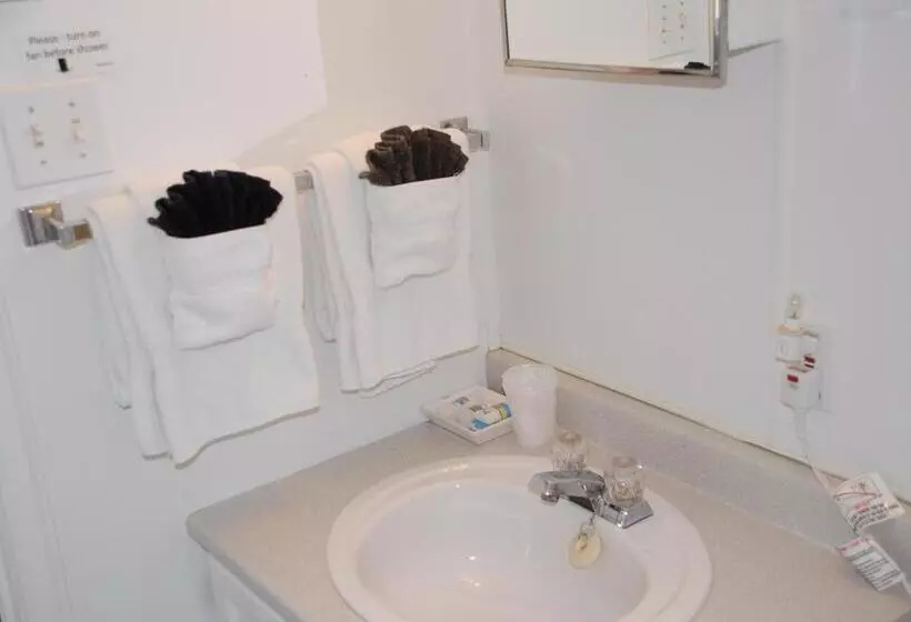 ベッドアンドブレックファースト Harbourview Motel And Accommodations