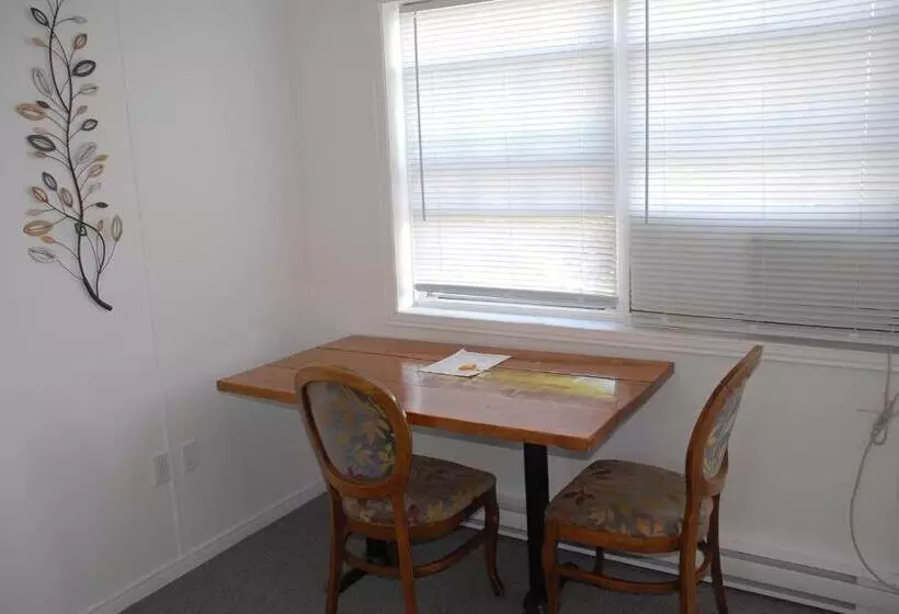 ベッドアンドブレックファースト Harbourview Motel And Accommodations