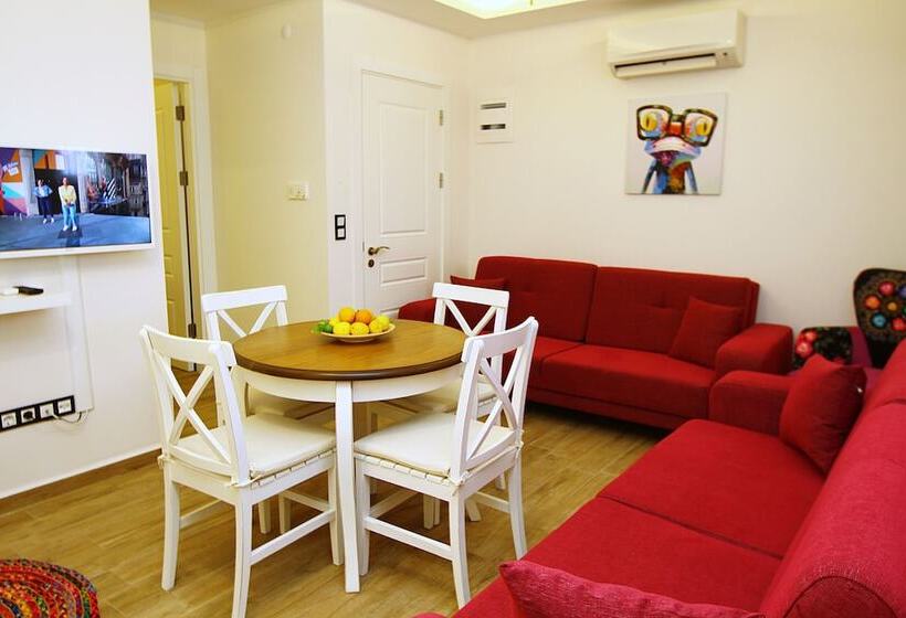 Cesme Kale Tas Apart