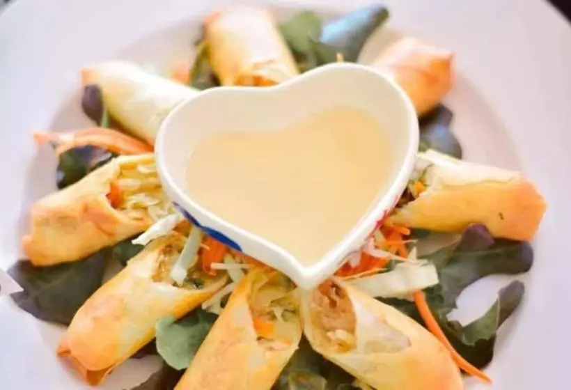 Chill Inn Lamai Hostel & Beach Cafe