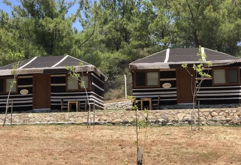 ホテル Durusu çi̇ftli̇kevleri̇
