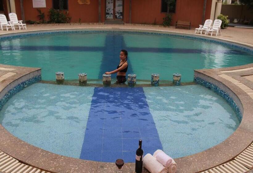 Hotel Seven Sky Clarks Exotica