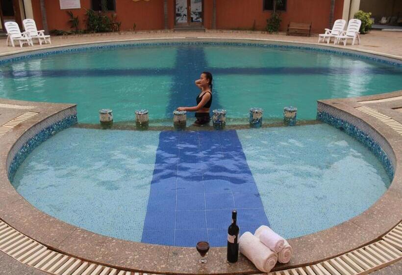 Hotel Seven Sky Clarks Exotica