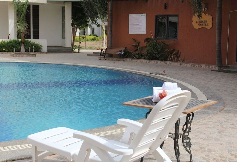 Hotel Seven Sky Clarks Exotica