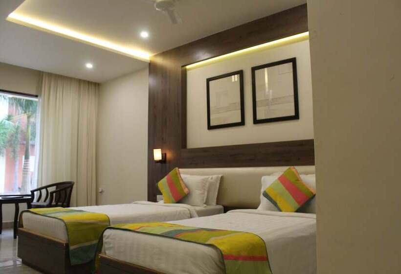 Hotel Seven Sky Clarks Exotica