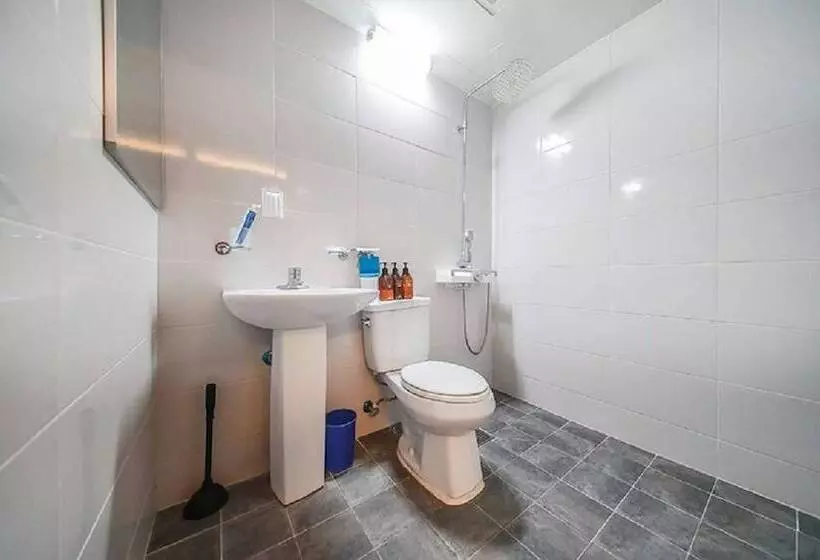 Hotel Shine