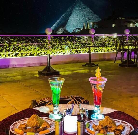 هتل Jimmy Pyramids