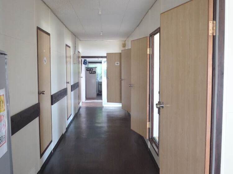 Iriomotejima Monsoon   Hostel