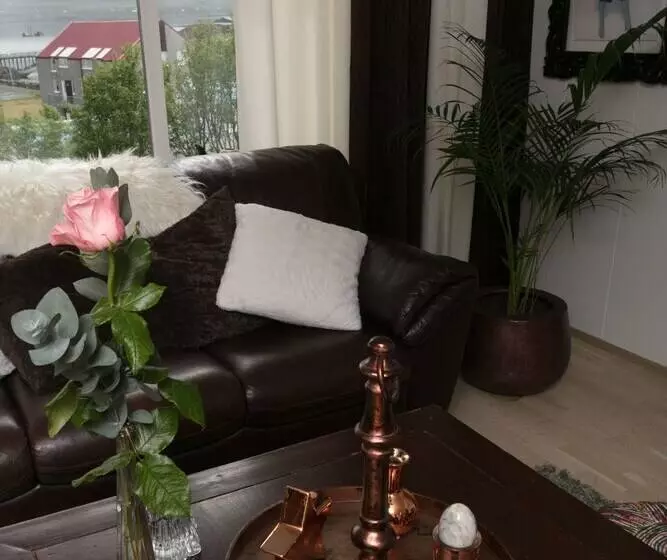پانسیون Blomasetrið Homestay