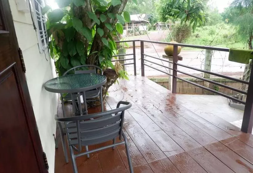 ペンション Wasuthan Garden House