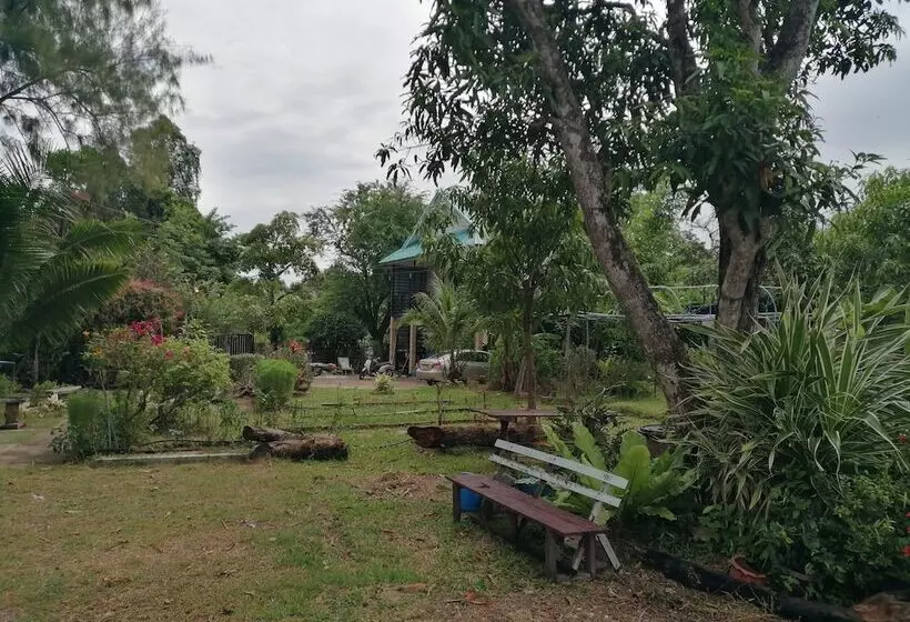 ペンション Wasuthan Garden House