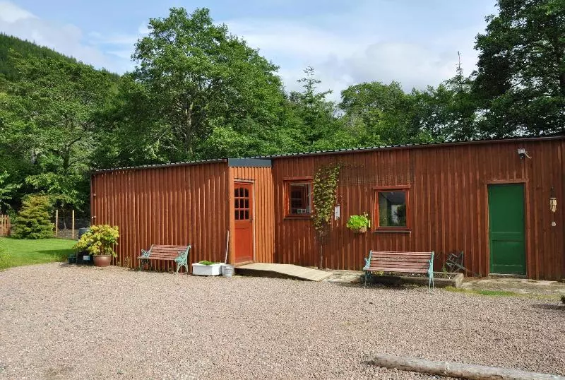 Retkeilymaja Forest Way Bunkhouse