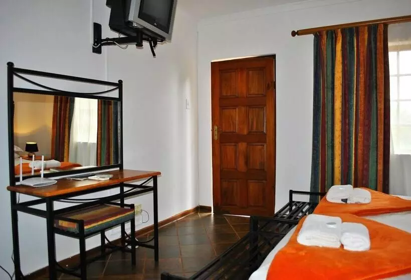 Aamiaismajoitus (B&B) Mount Azimbo Lodge