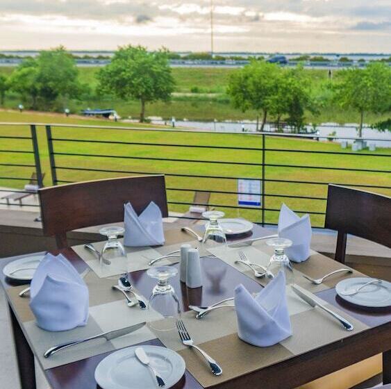 ホテル Amora Lagoon