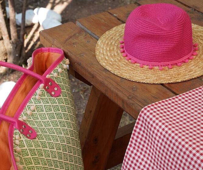 هتل Kadir's Family House