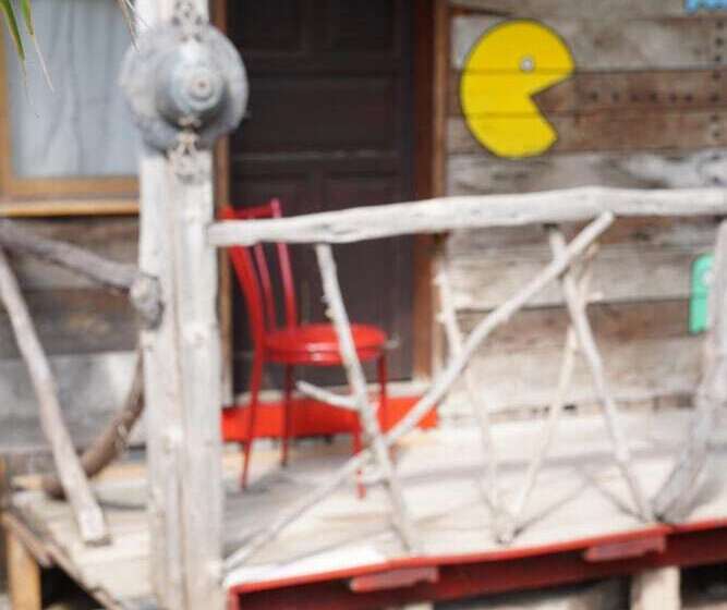 هتل Kadir's Family House