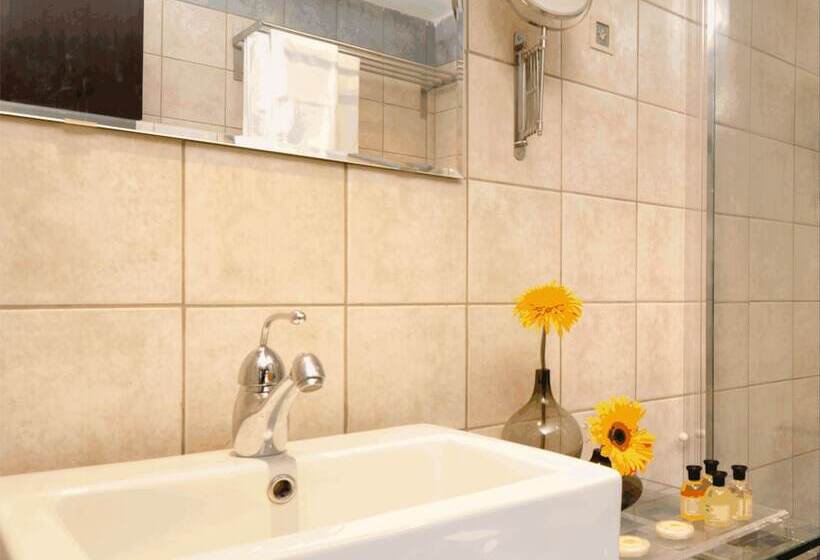 ホテル Kaimak Mountain Lodge