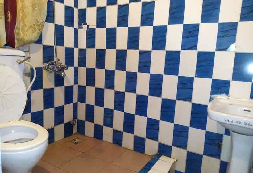 پانسیون Hollajobi Guest House