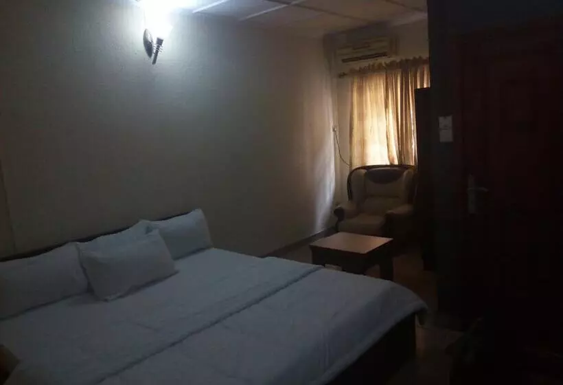 پانسیون Hollajobi Guest House