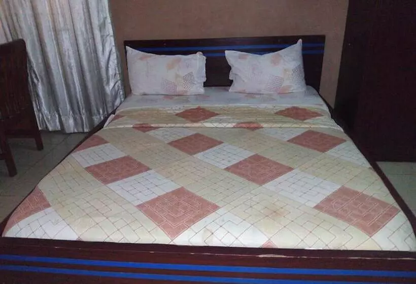 پانسیون Hollajobi Guest House