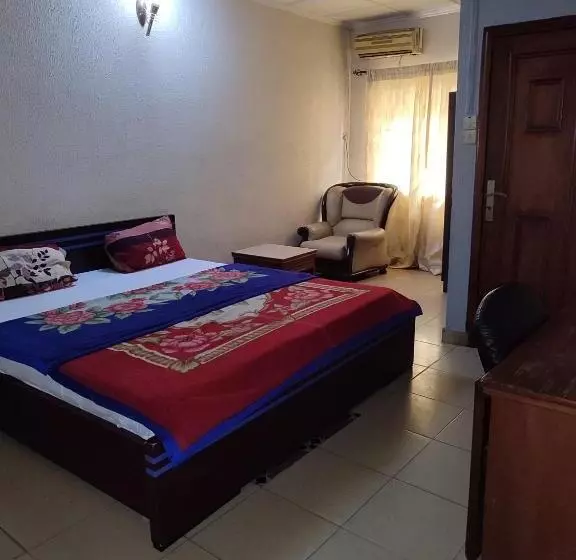 پانسیون Hollajobi Guest House